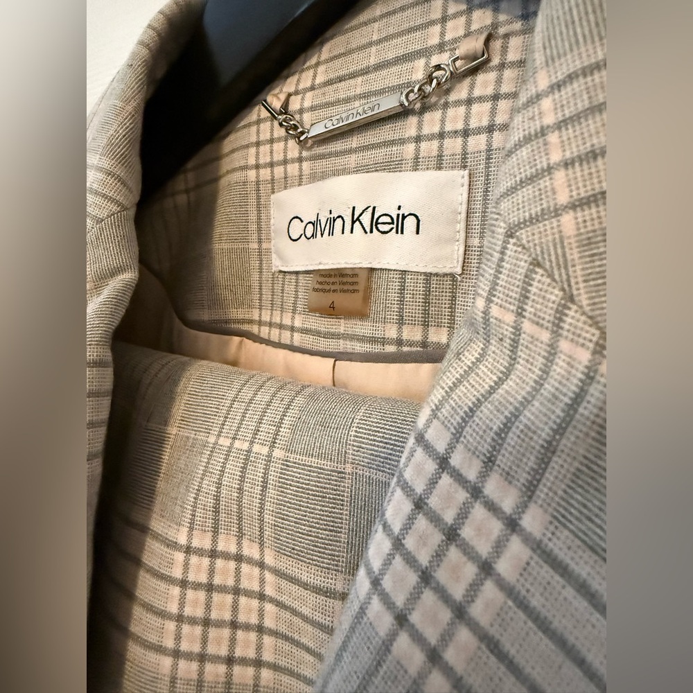 Calvin Klein Women's Classic Gray and Pink Plaid Blazer and Pants - Suit Set - Picture 2 of 5
